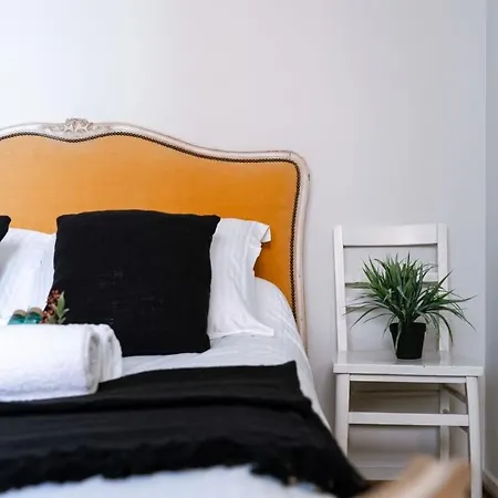 Cosy With Lateral Seaview In Apartment *