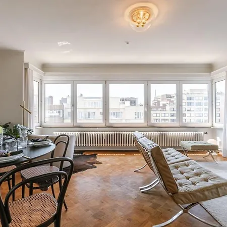 Cosy With Lateral Seaview In * Ostend